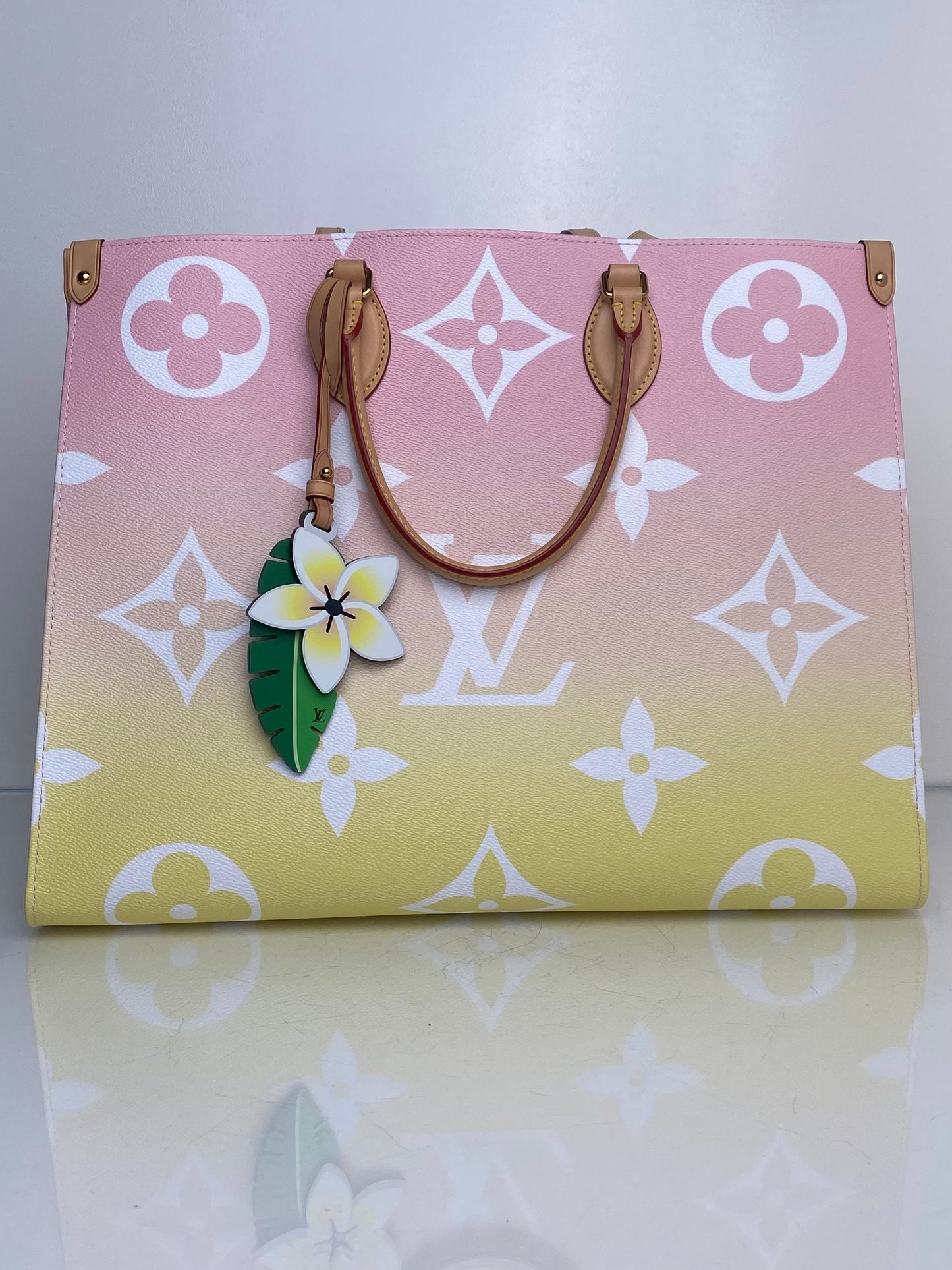 Louis Vuitton Pink & Yellow Gradient Giant Monogram OnTheGo GM Tote Bag GHW