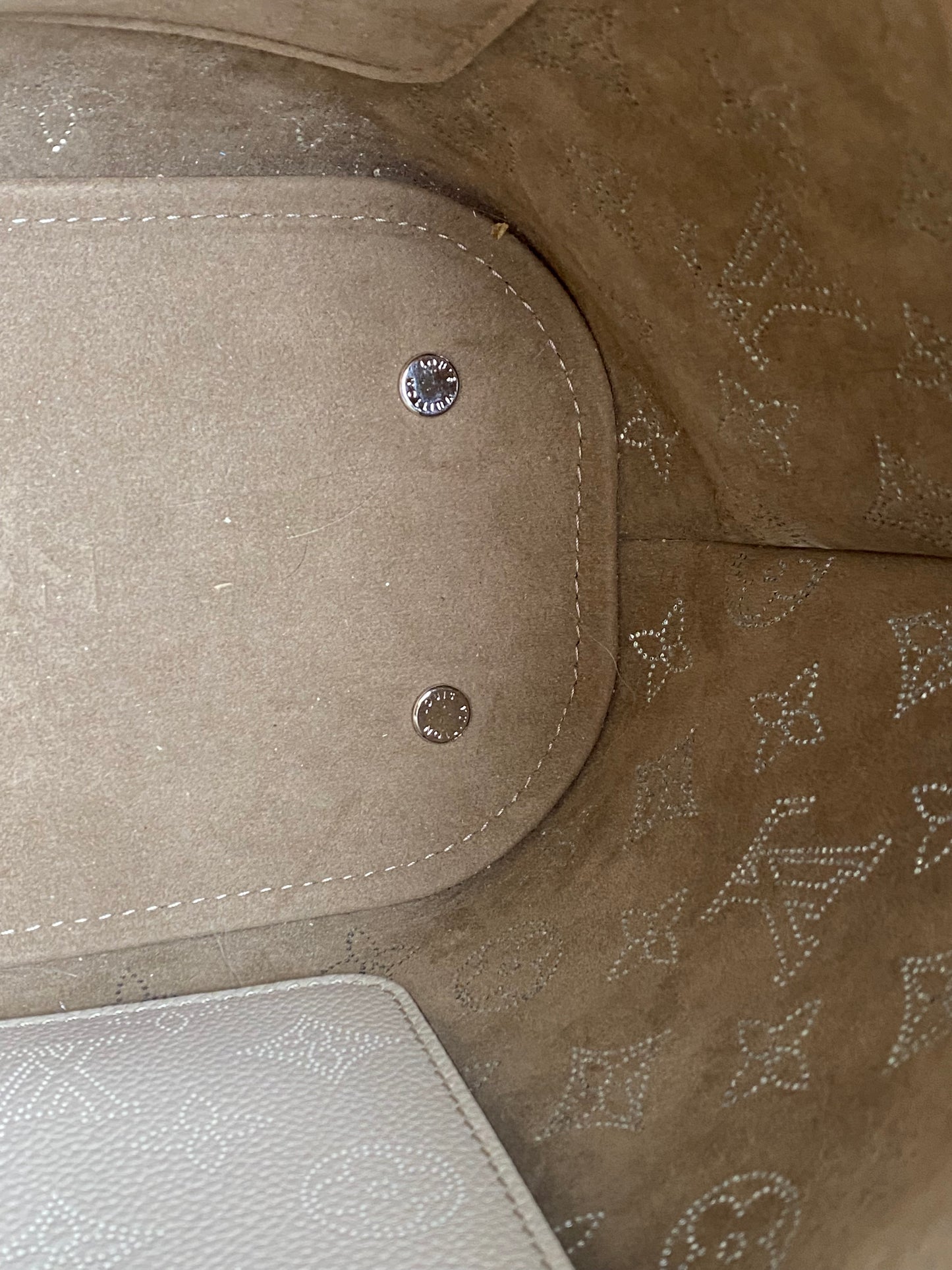 Louis Vuitton Mahina Girolata Bag