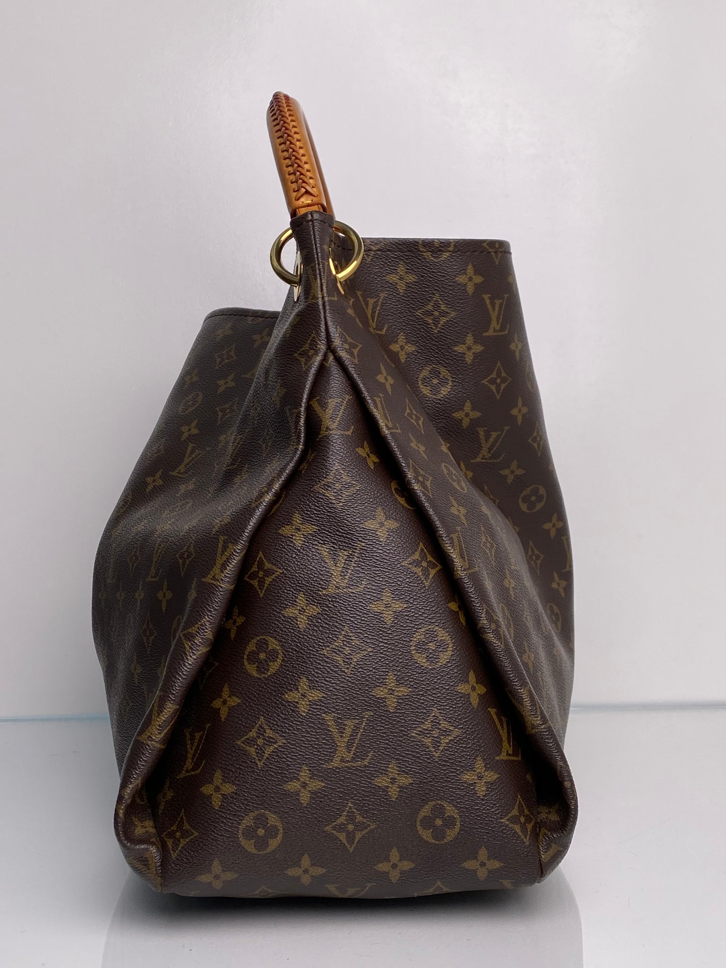 Louis Vuitton Monogram Artsy MM