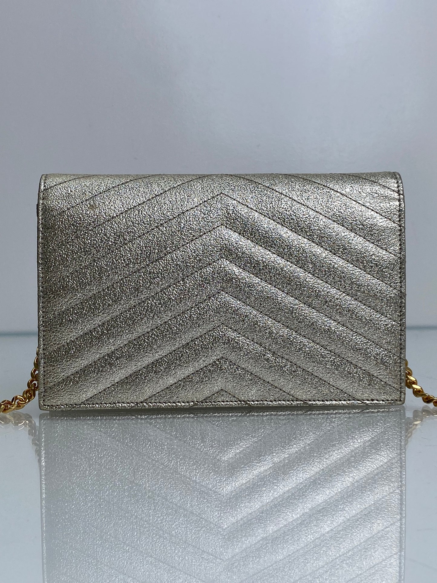 Saint Laurent Cassandra Silver Metallic Chevron Wallet On Chain GHW