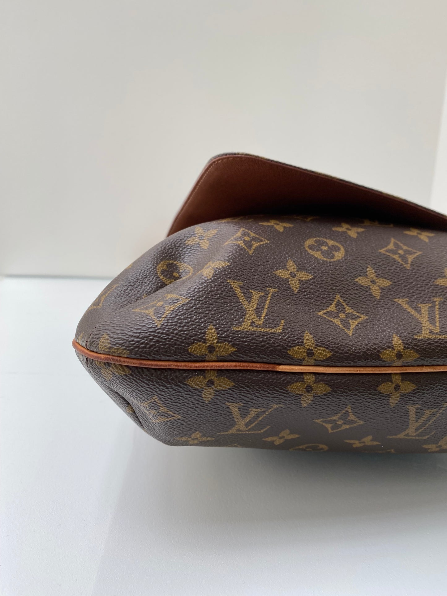 Louis Vuitton Monogram Musette GM