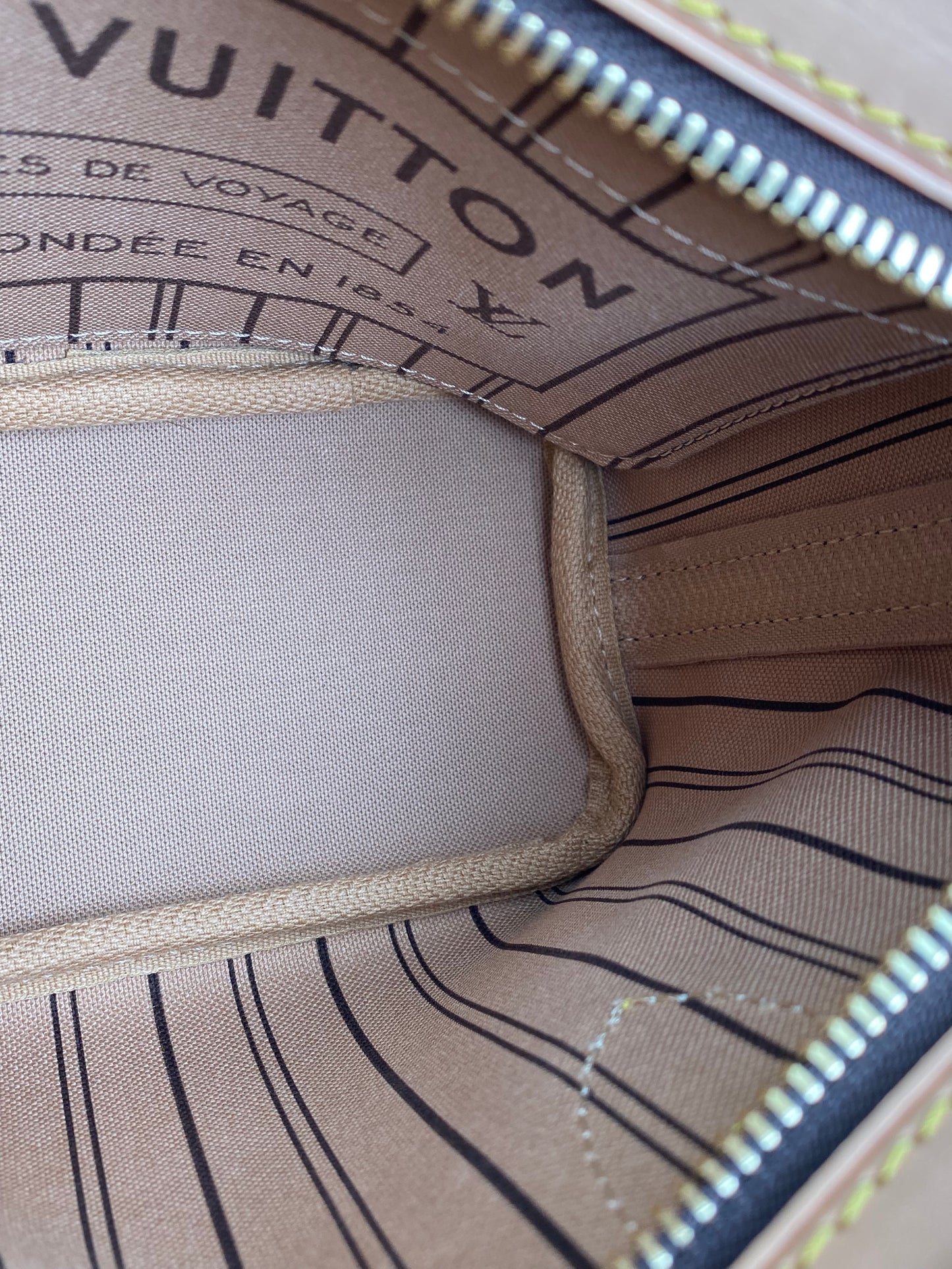 Louis Vuitton Monogram Canvas Neverfull BB Bag GHW