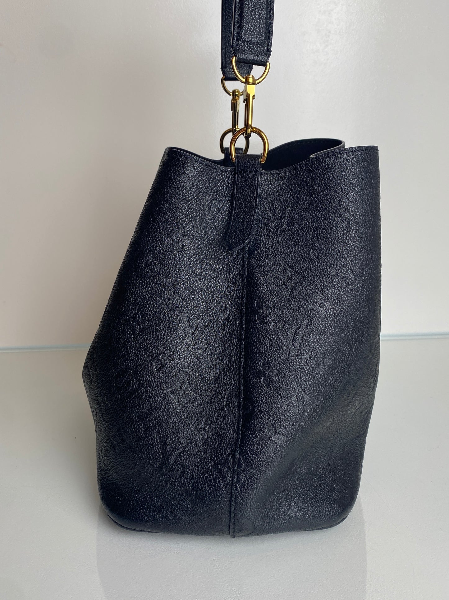 Louis Vuitton Louis Vuitton Neonoe MM Black Empriente Neonoe MM Bag GHW