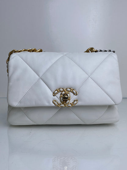 Chanel White Calfskin Small 19 Bag TTHW #30