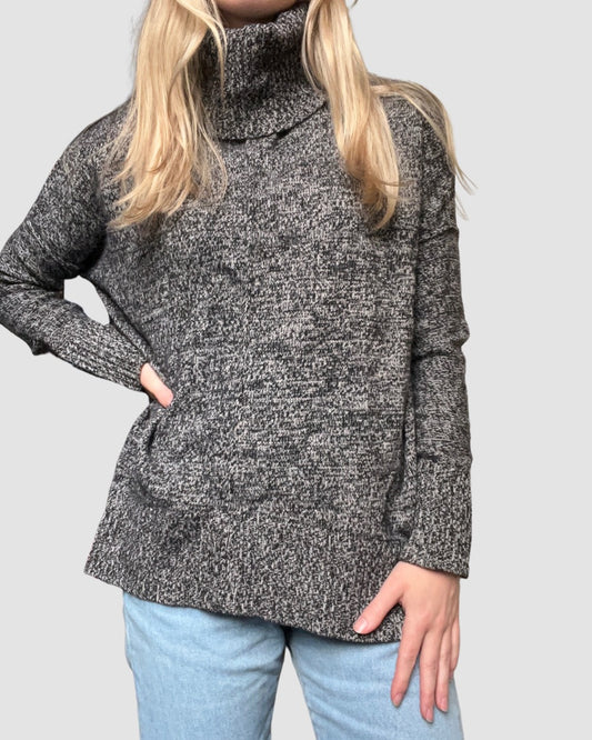 Aqua Cashmere Turtleneck Sweater, S