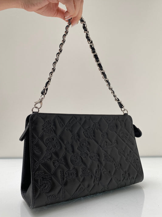 Chanel Black Lucky Charm Patent Short Chain Clutch SHW