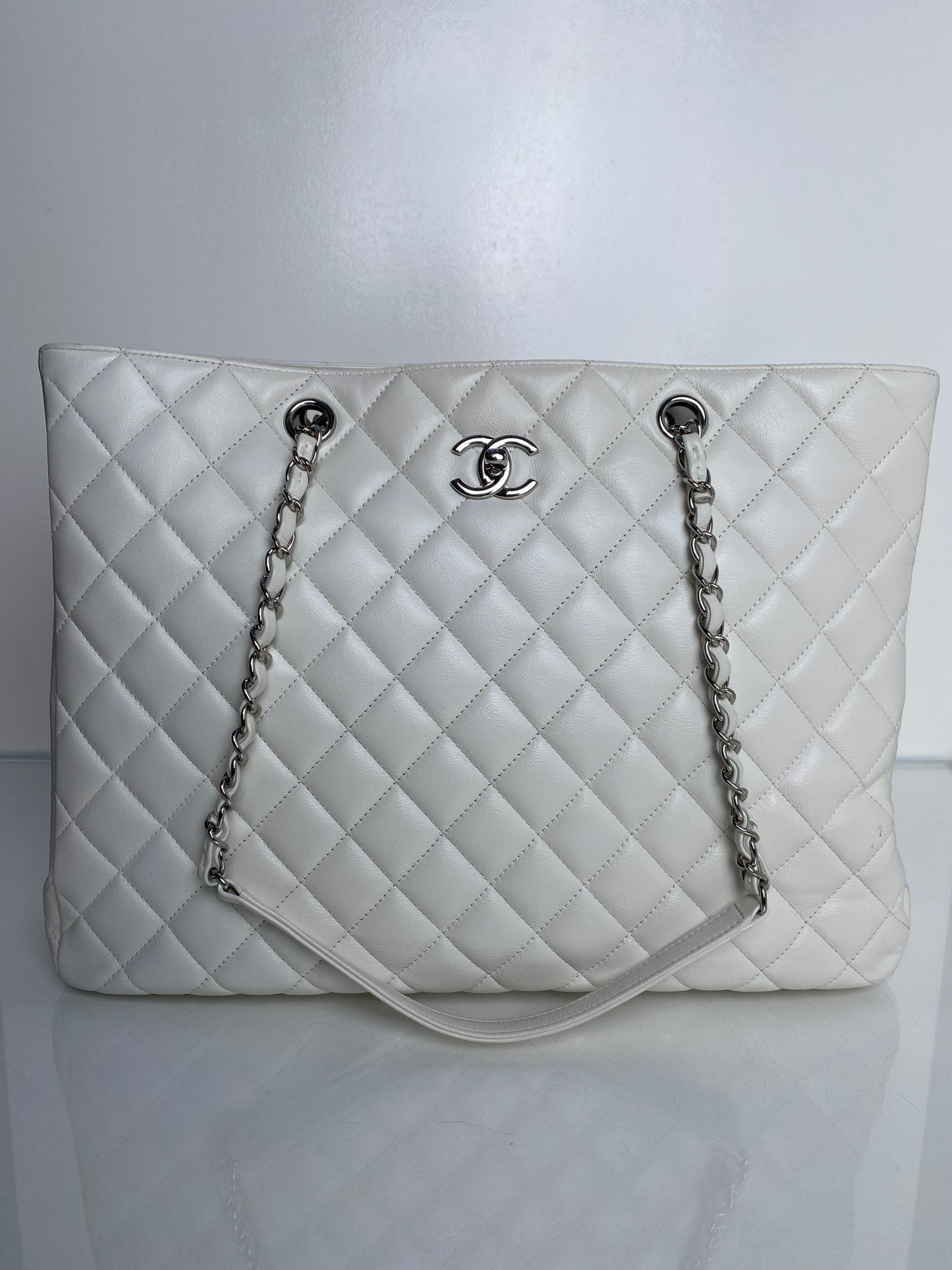 Chanel White Lambskin Quilted Tote Bag SHW