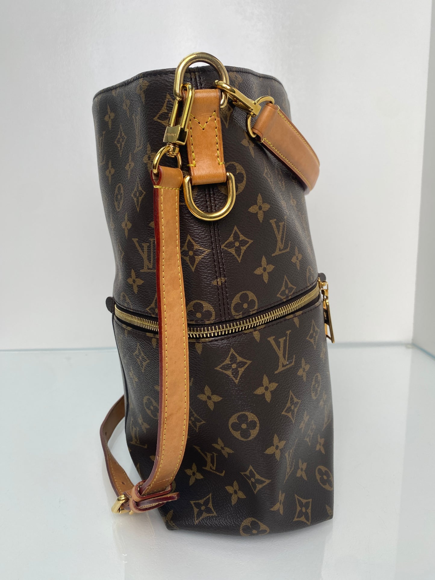 Louis Vuitton Monogram Meile Bag MM