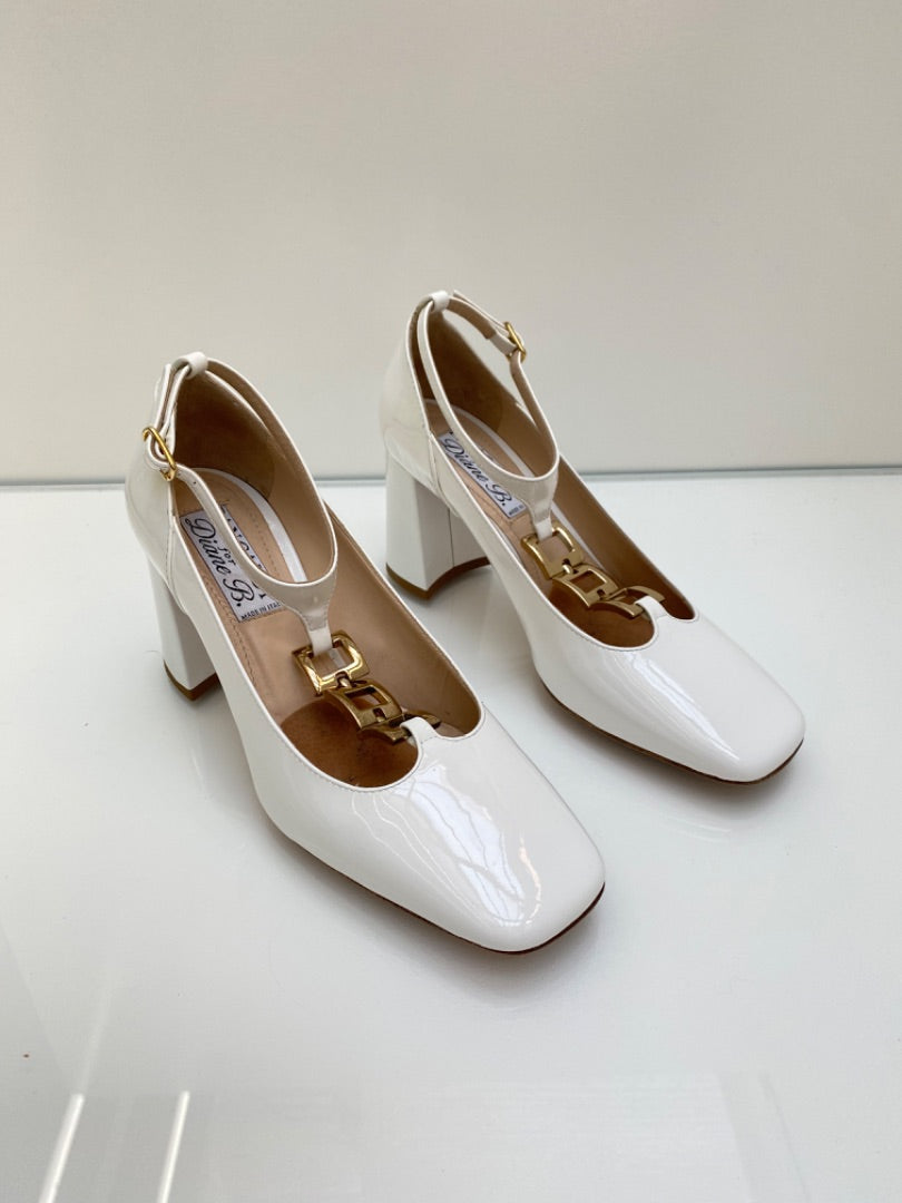 Pancaldi for Diane B Vintage White Patent Heels, Sz 37