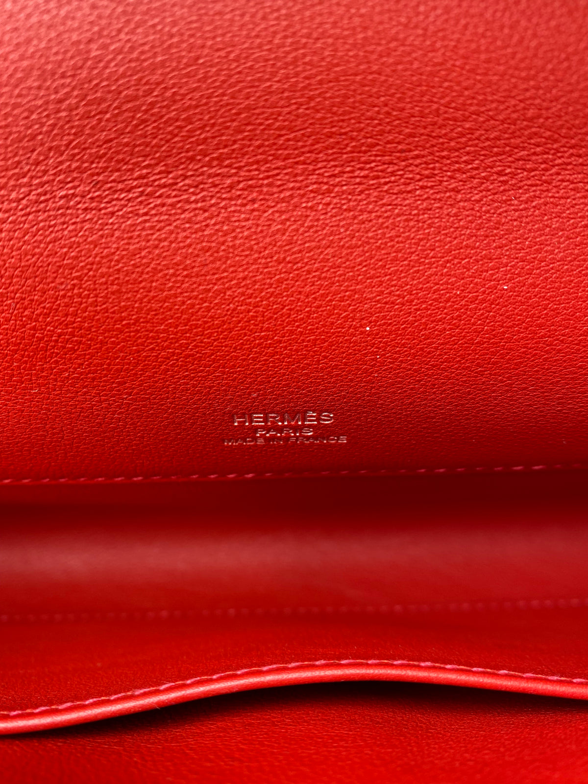 Hermes Kelly Cut Pochette Rouge Casaque Swift PHW #M