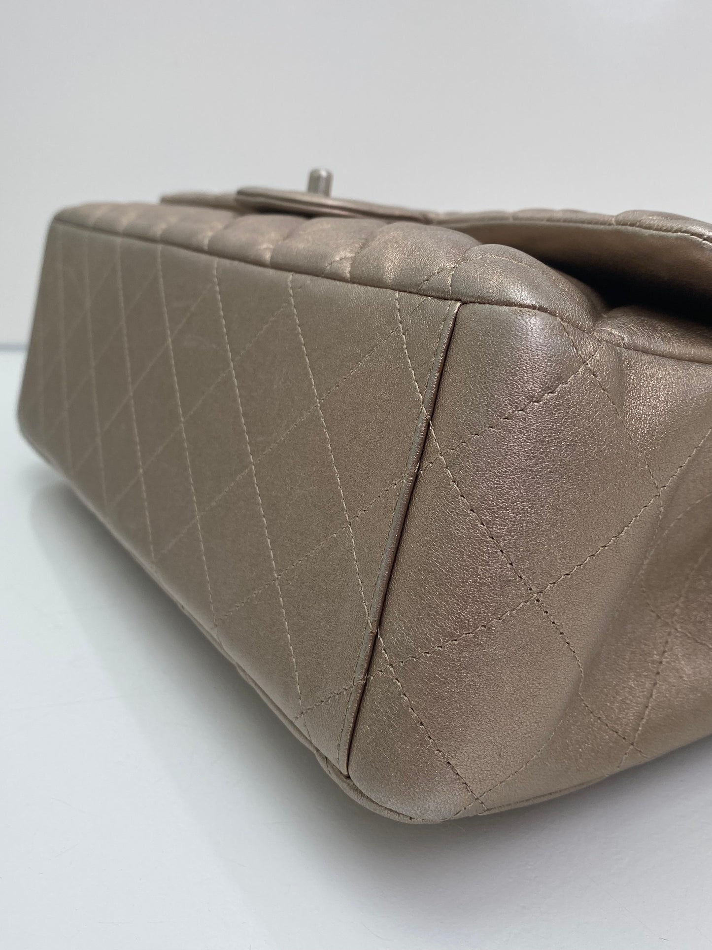 Chanel Single Flap Maxi Lambskin Pewter SHW