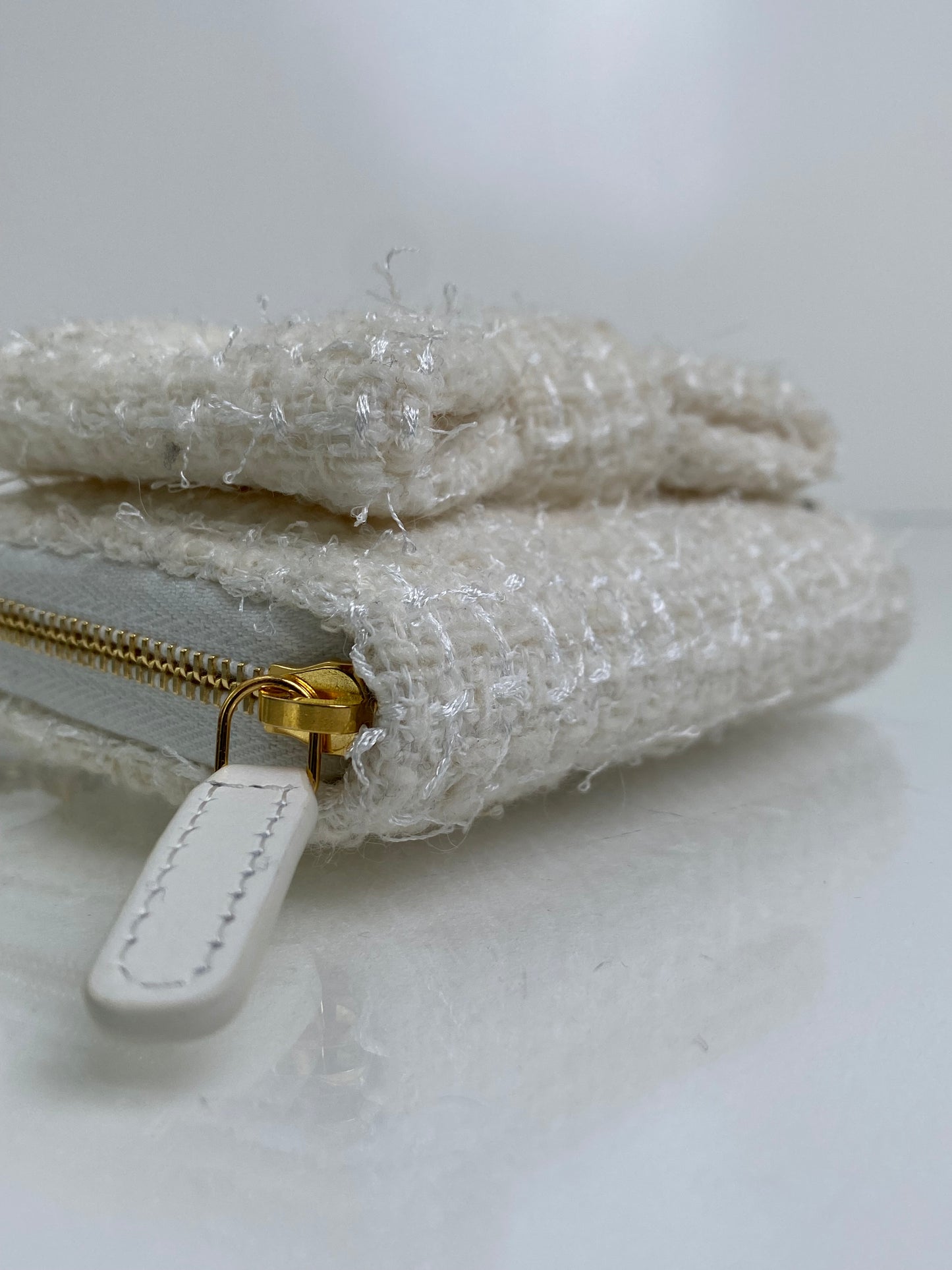 Chanel White Tweed Bow VIP Card Holder on Chain