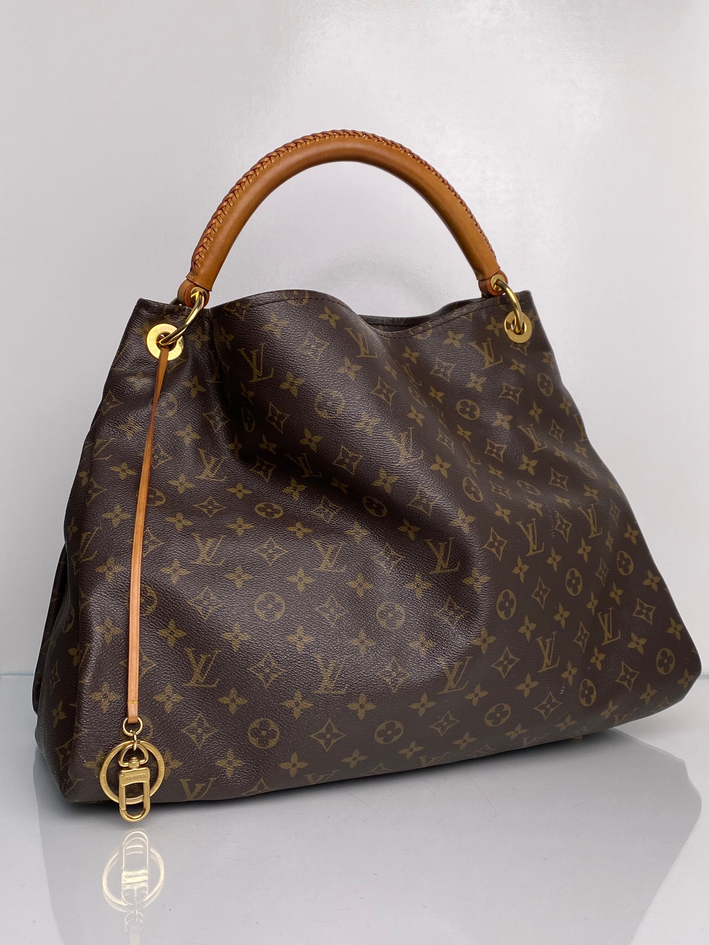 Louis Vuitton Monogram Artsy MM