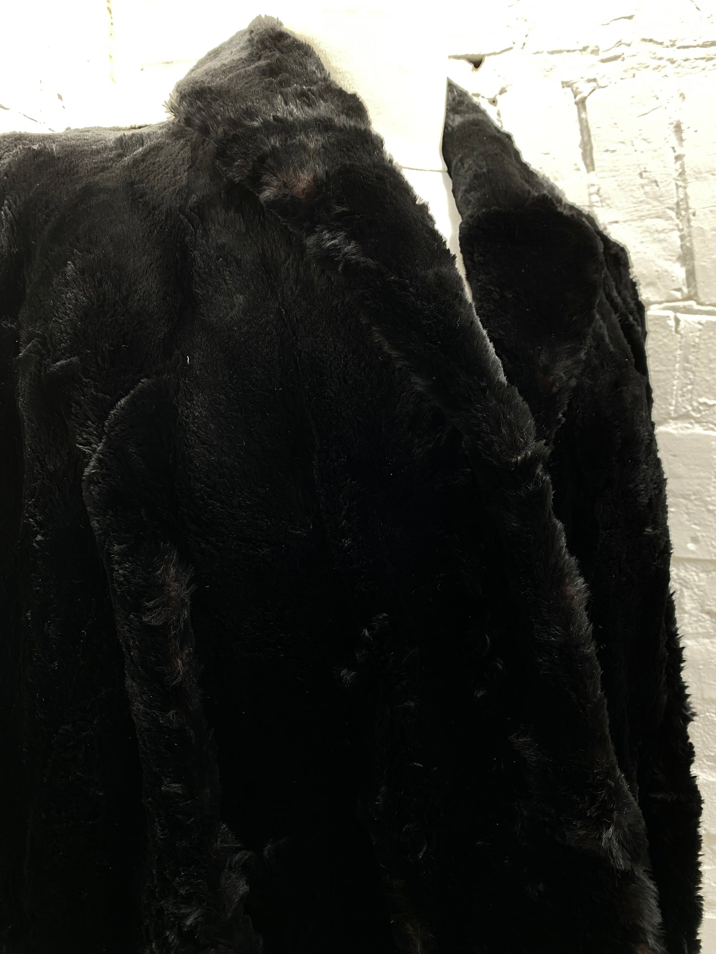 Mortons Black Fur Cape, M