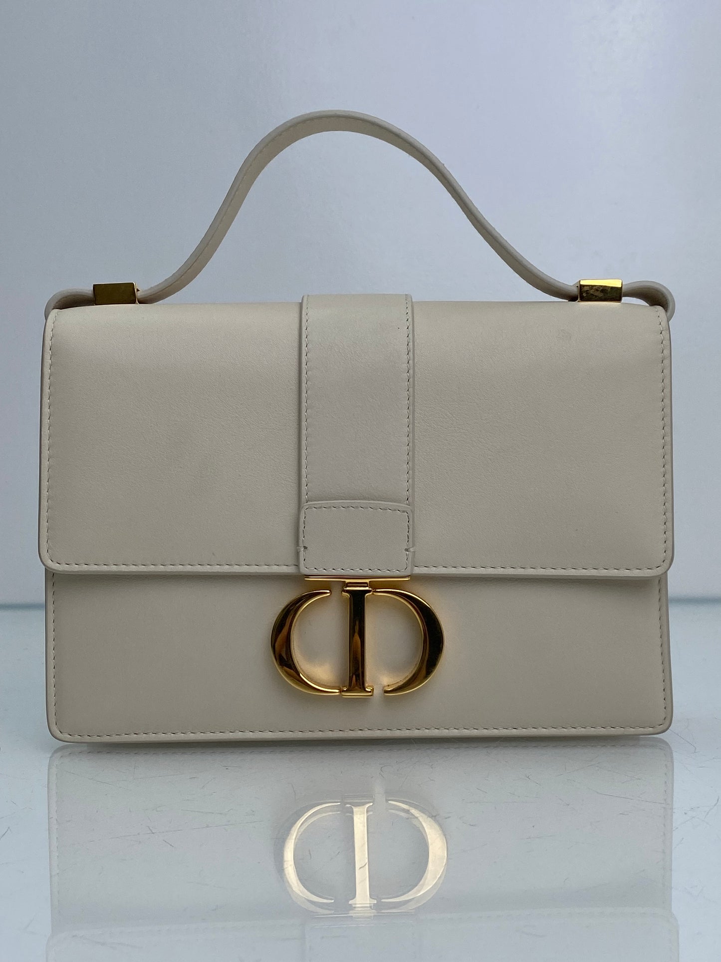Christian Dior 30 Montaigne Latte Crossbody / Shoulder Bag GHW