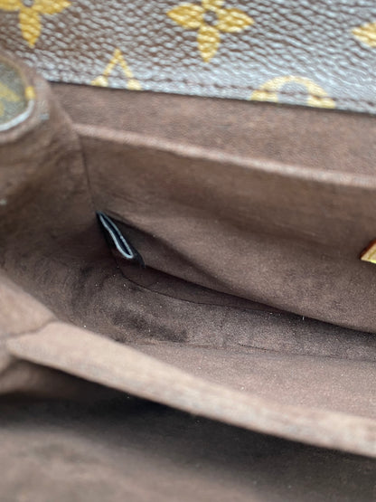 Louis Vuitton Monogram Pochette Metis Bag GHW