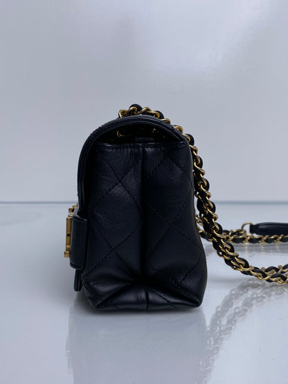 Chanel Black Matelasse Chain Lambskin Shoulder Bag GHW