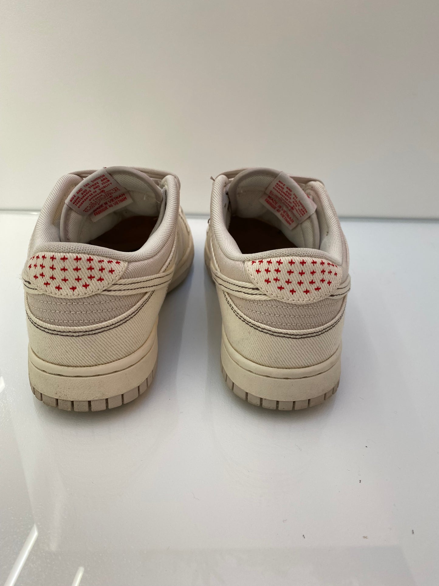 Nike Retro Dunk Sneakers 8.5