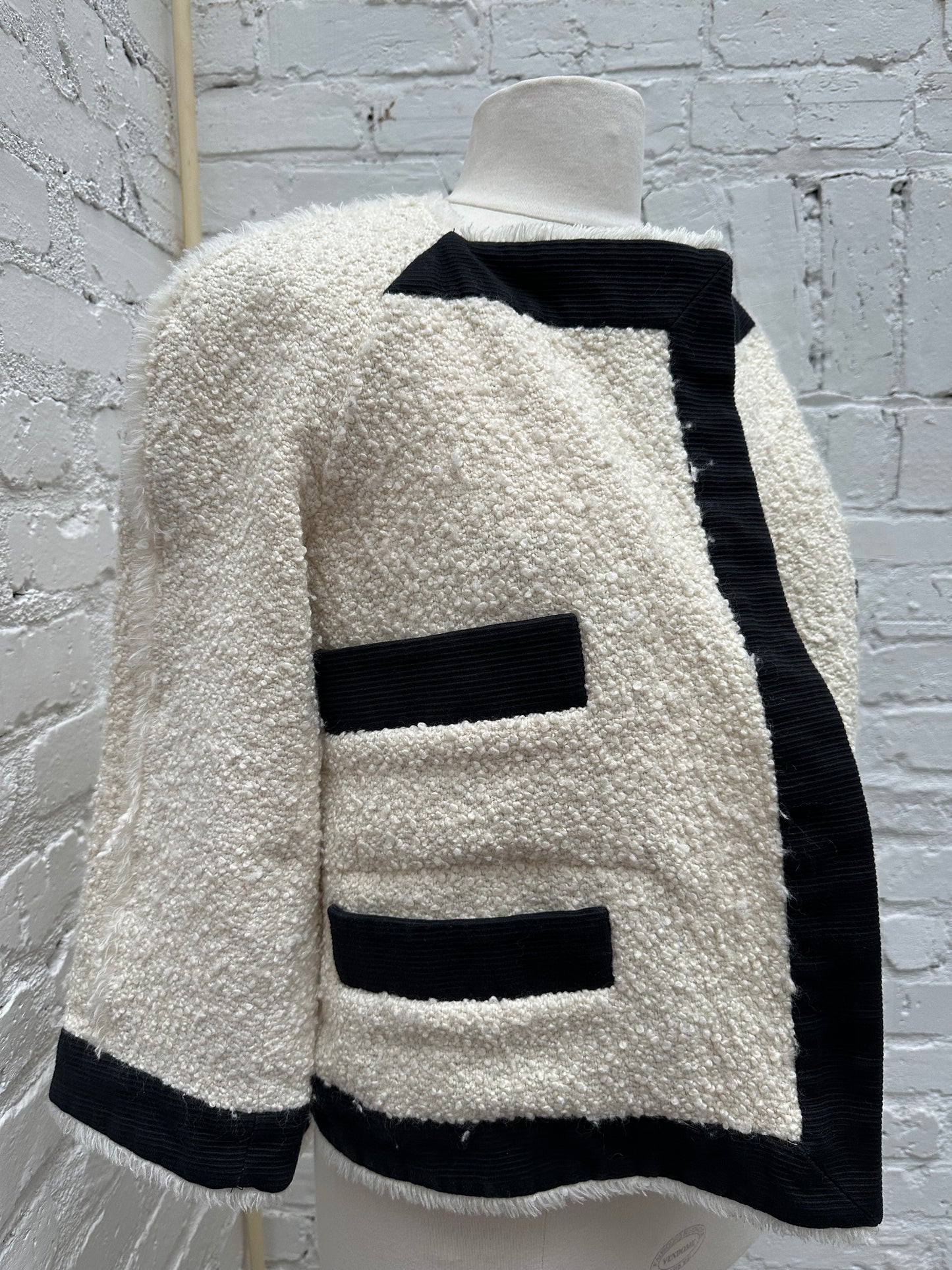 Callas White & Black Boucle Jacket, 38