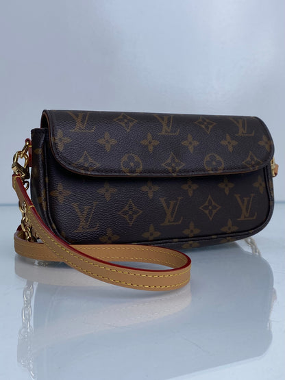 Louis Vuitton Monogram Wallet On Chain Ivy Bag GHW