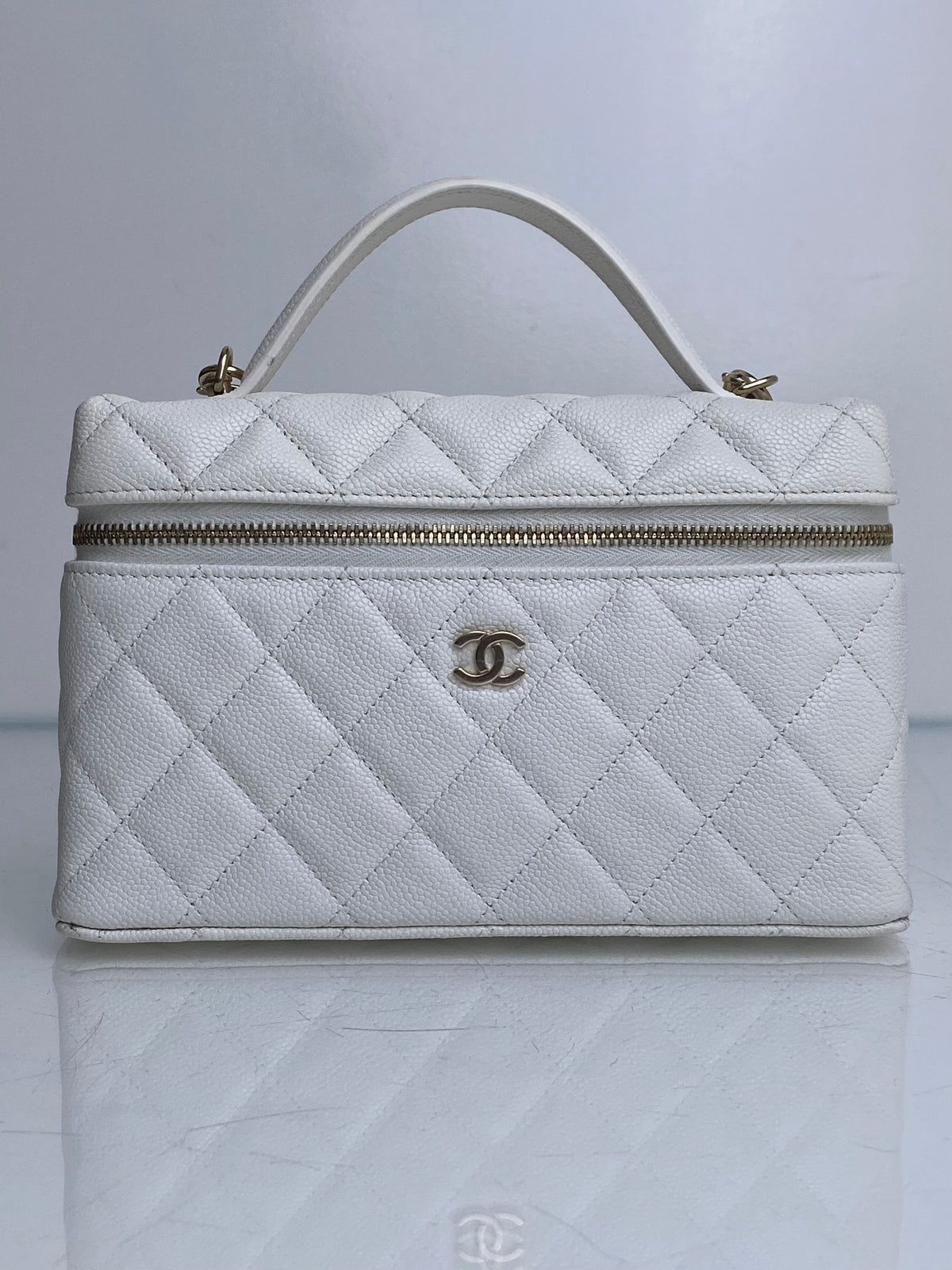 Chanel White Quilted Caviar Slim Vanity Case Crossbody Bag GHW