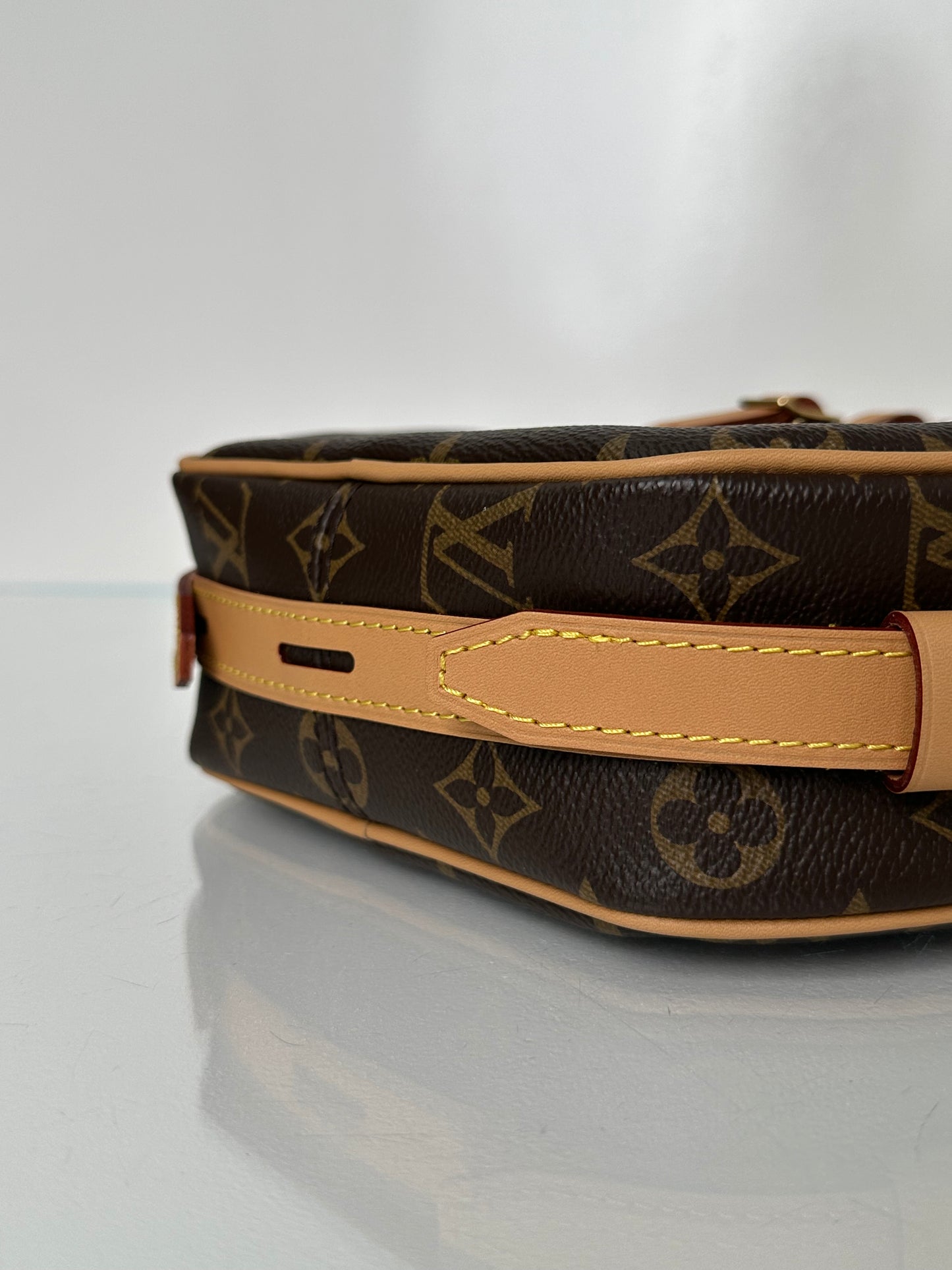Louis Vuitton Monogram Boite Chapeau MM Bag GHW