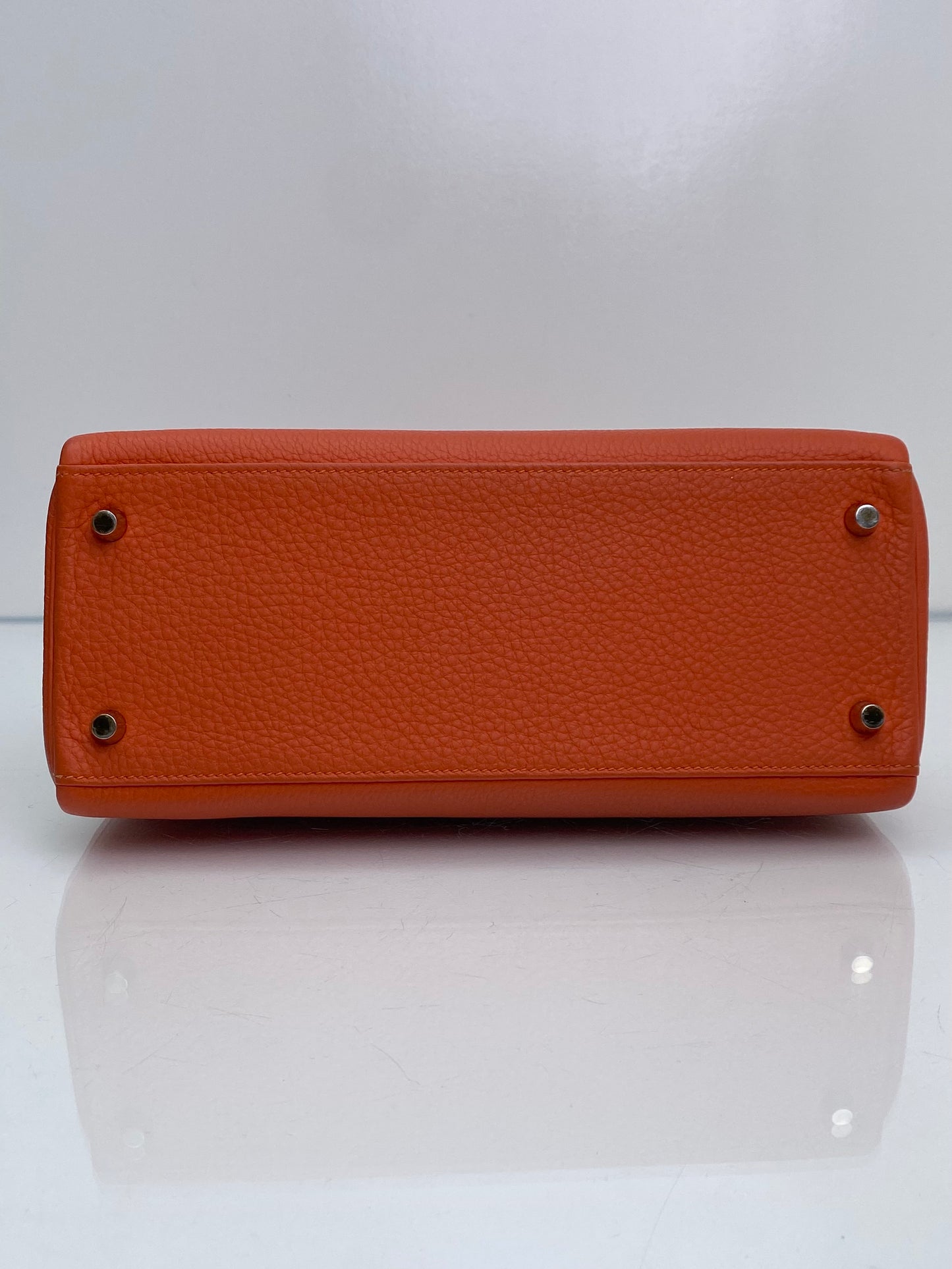 Hermes Kelly 28 Orange Togo GHW #T