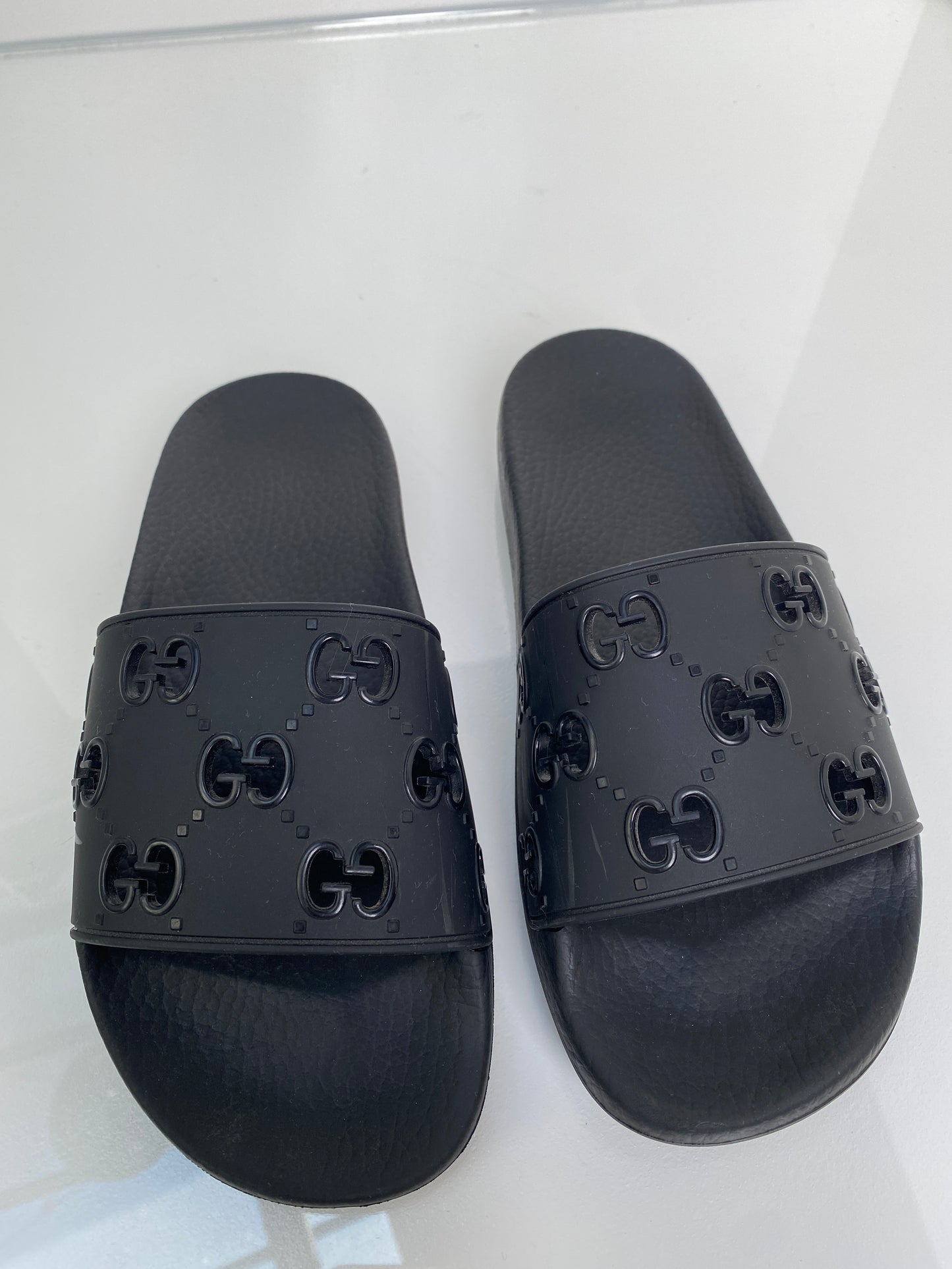 Gucci Black GG Rubber Slides, 39