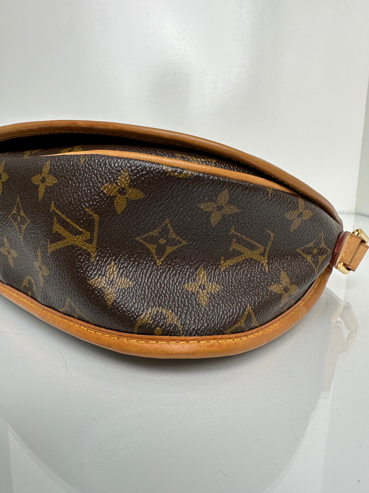 Louis Vuitton Monogram Menlimontant PM