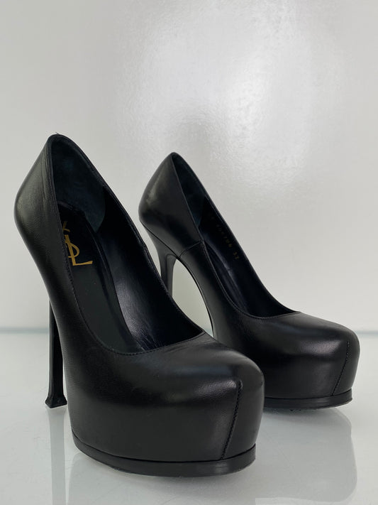 Saint Laurent Black Closed Toe Heels, 37