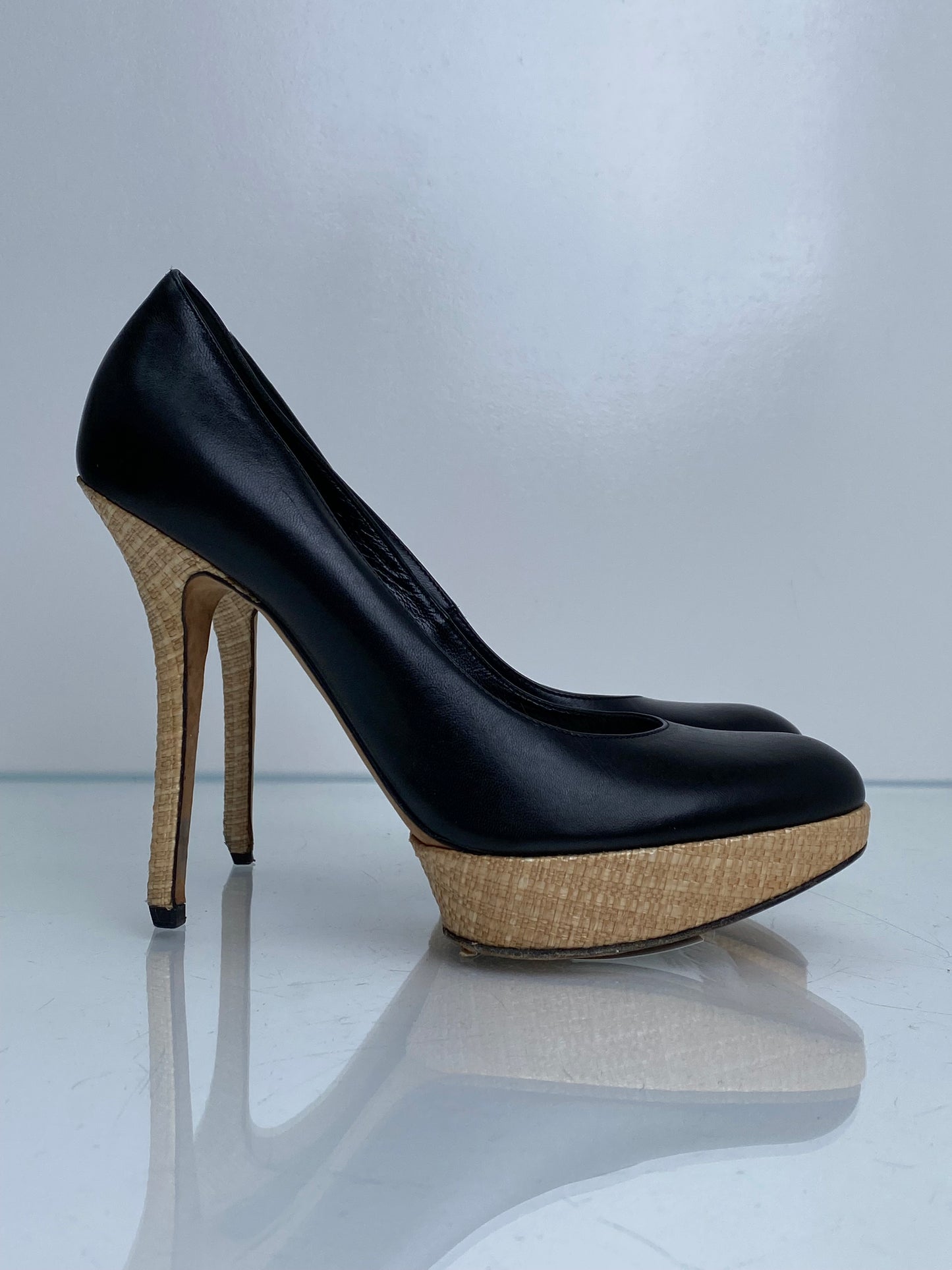 Christian Dior Black Leather Raffia Pumps, 38.5