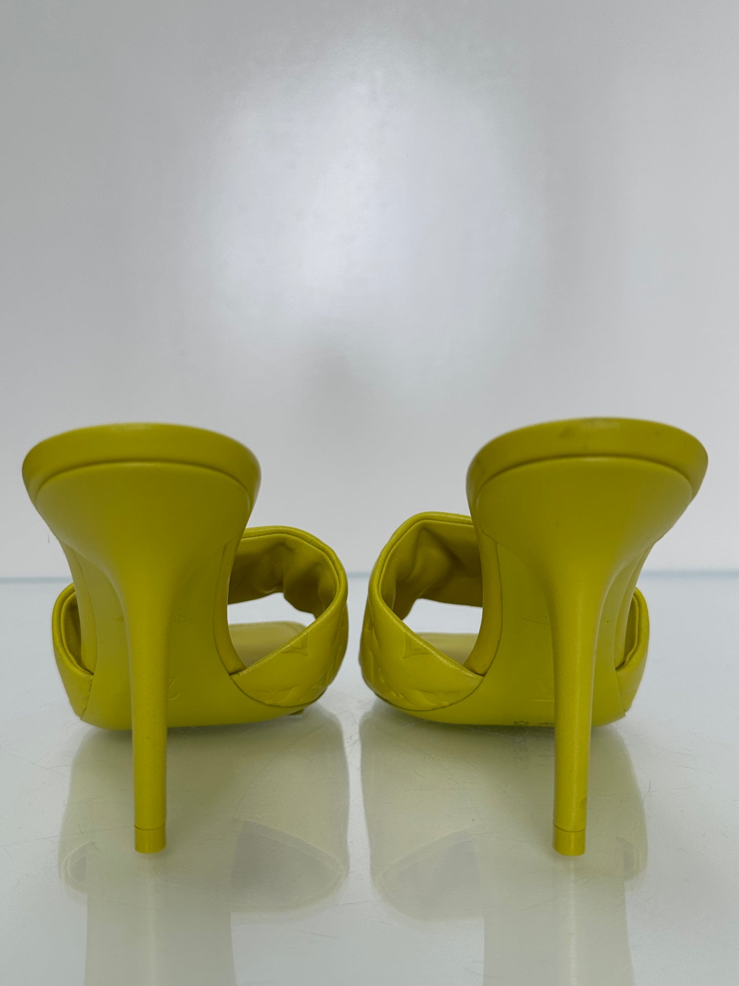 Louis Vuitton Yellow Embossed Monogram Leather Heels, 39
