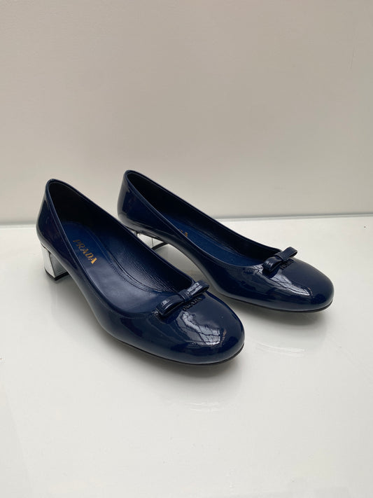 Prada Dark Blue Patent Leather Ballet Flat Heels, 40.5