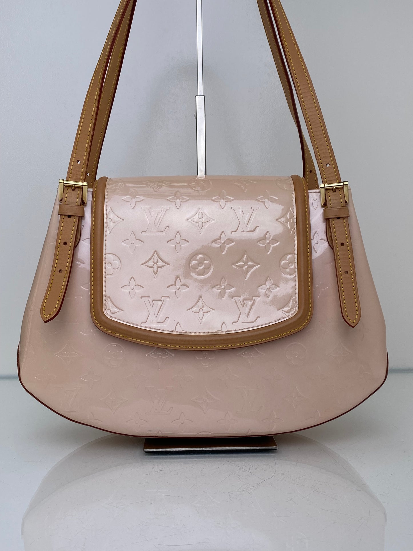 Louis Vuitton Marshmallow Monogram Vernis Biscayne Bay GM Bag