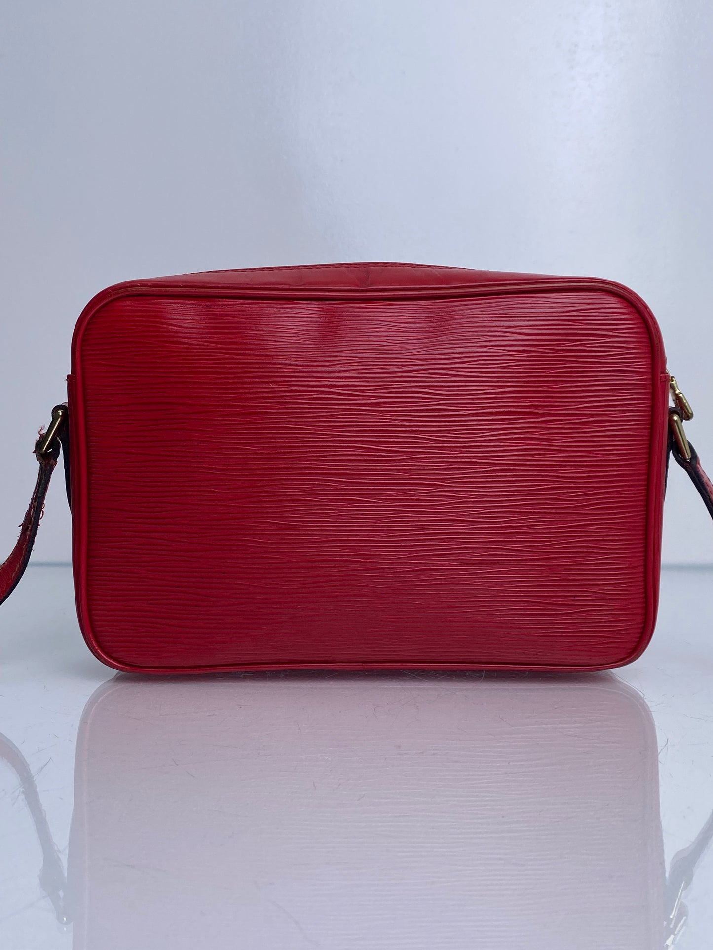 Louis Vuitton Trocadero Red Epi Leather GHW