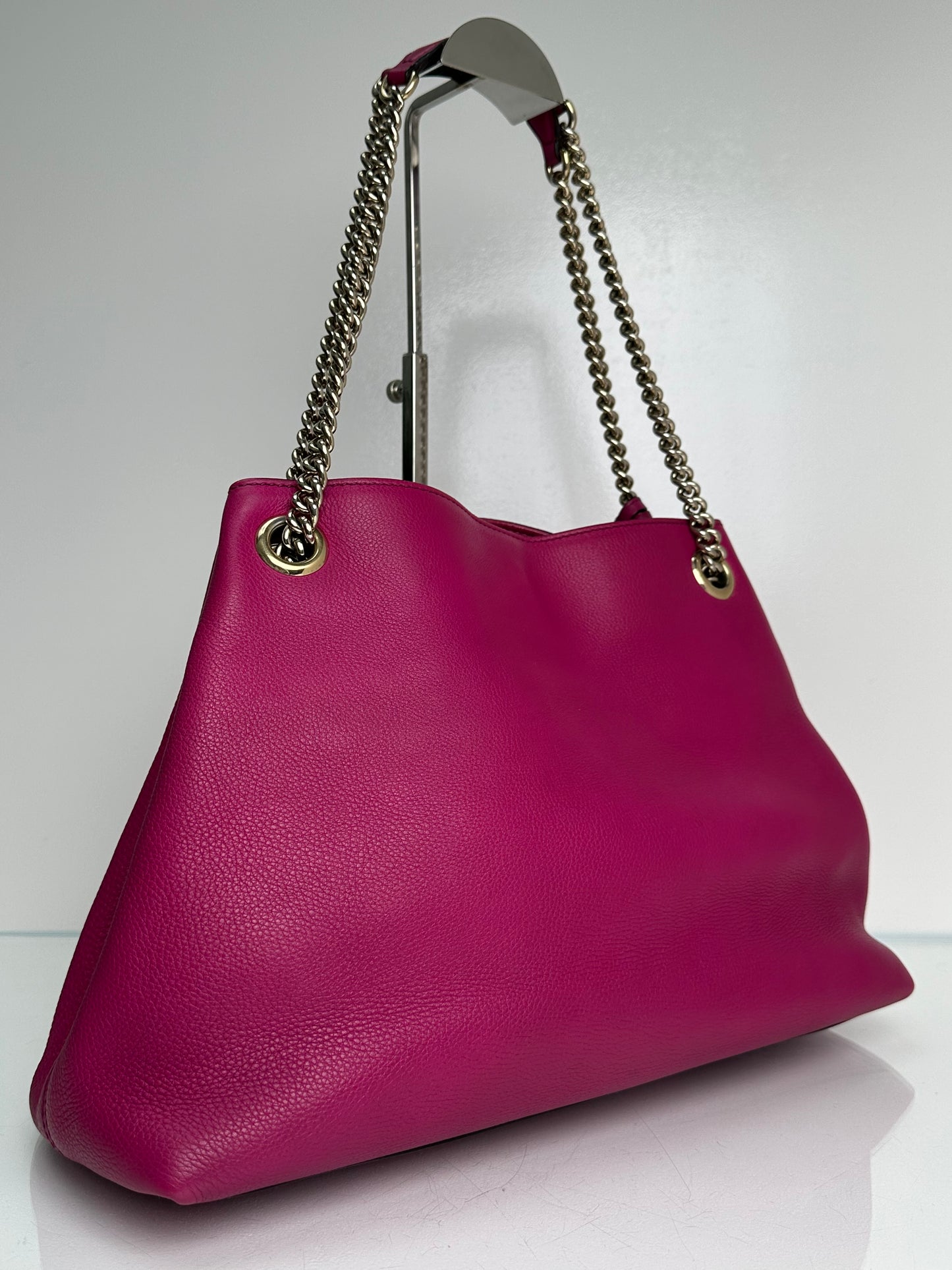 Gucci Fuchsia Leather Soho Bag GHW