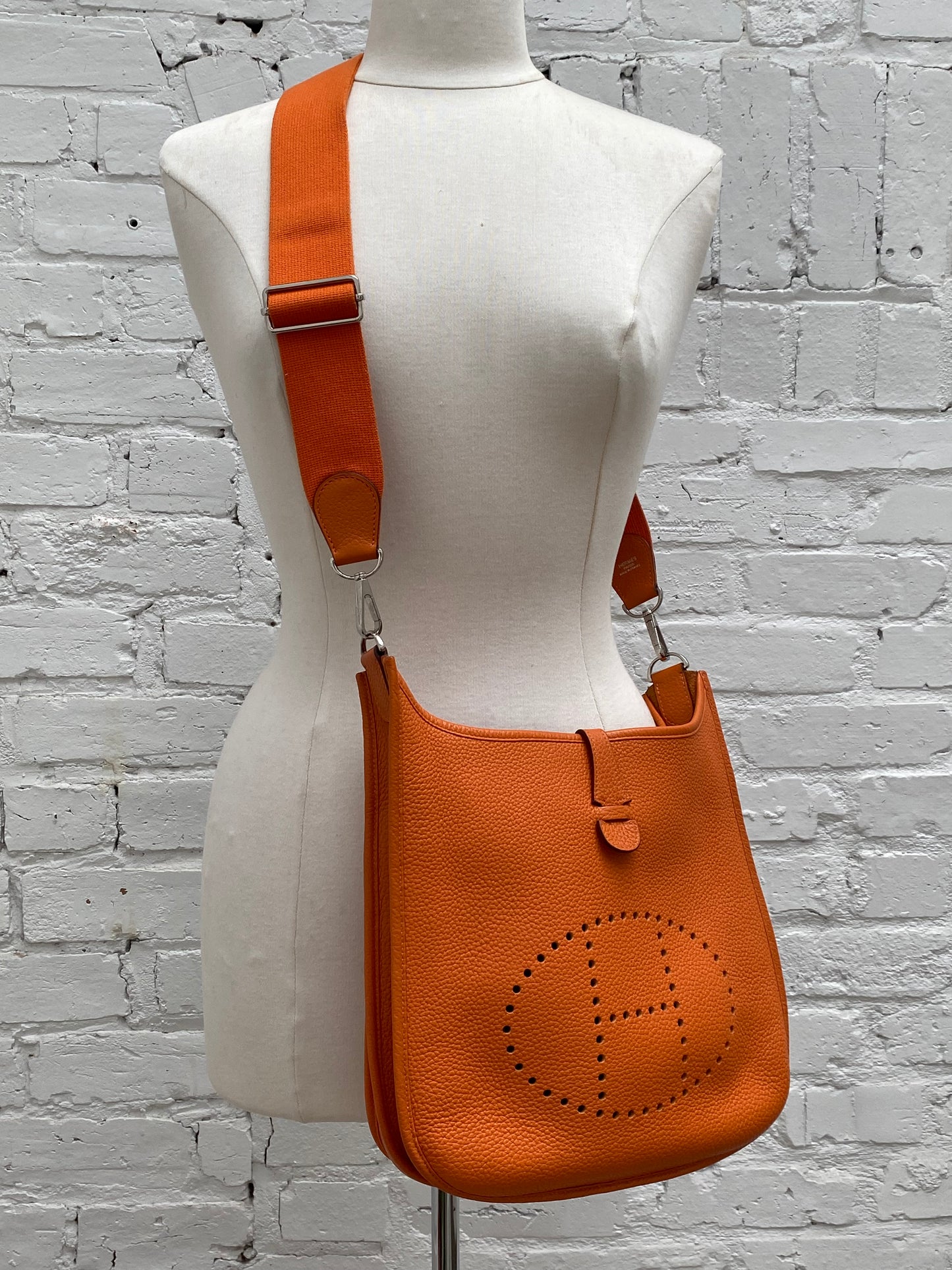 Hermes Orange Evelyne PM Clemence PHW