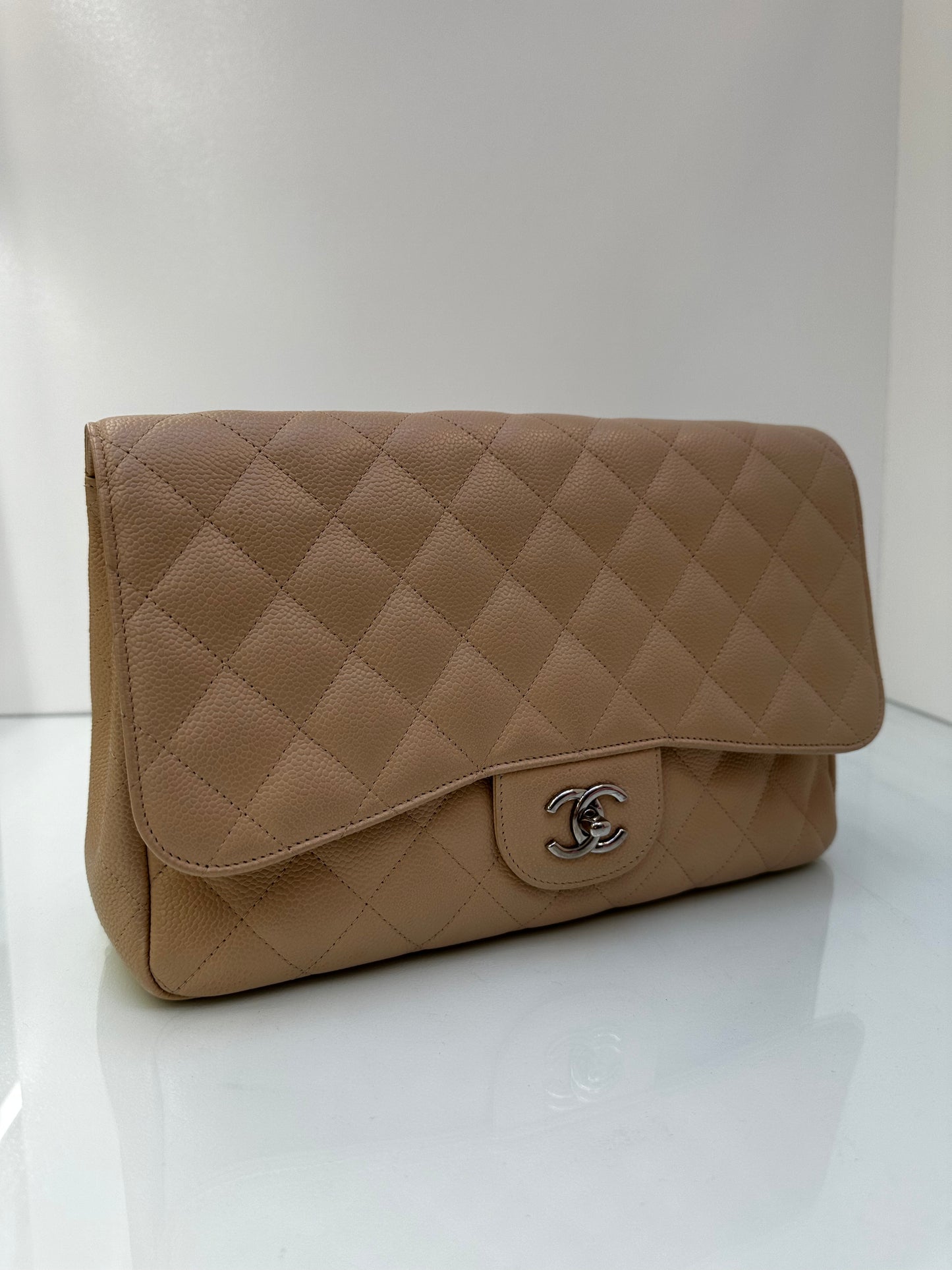 Chanel Jumbo Single Flap Beige Caviar SHW