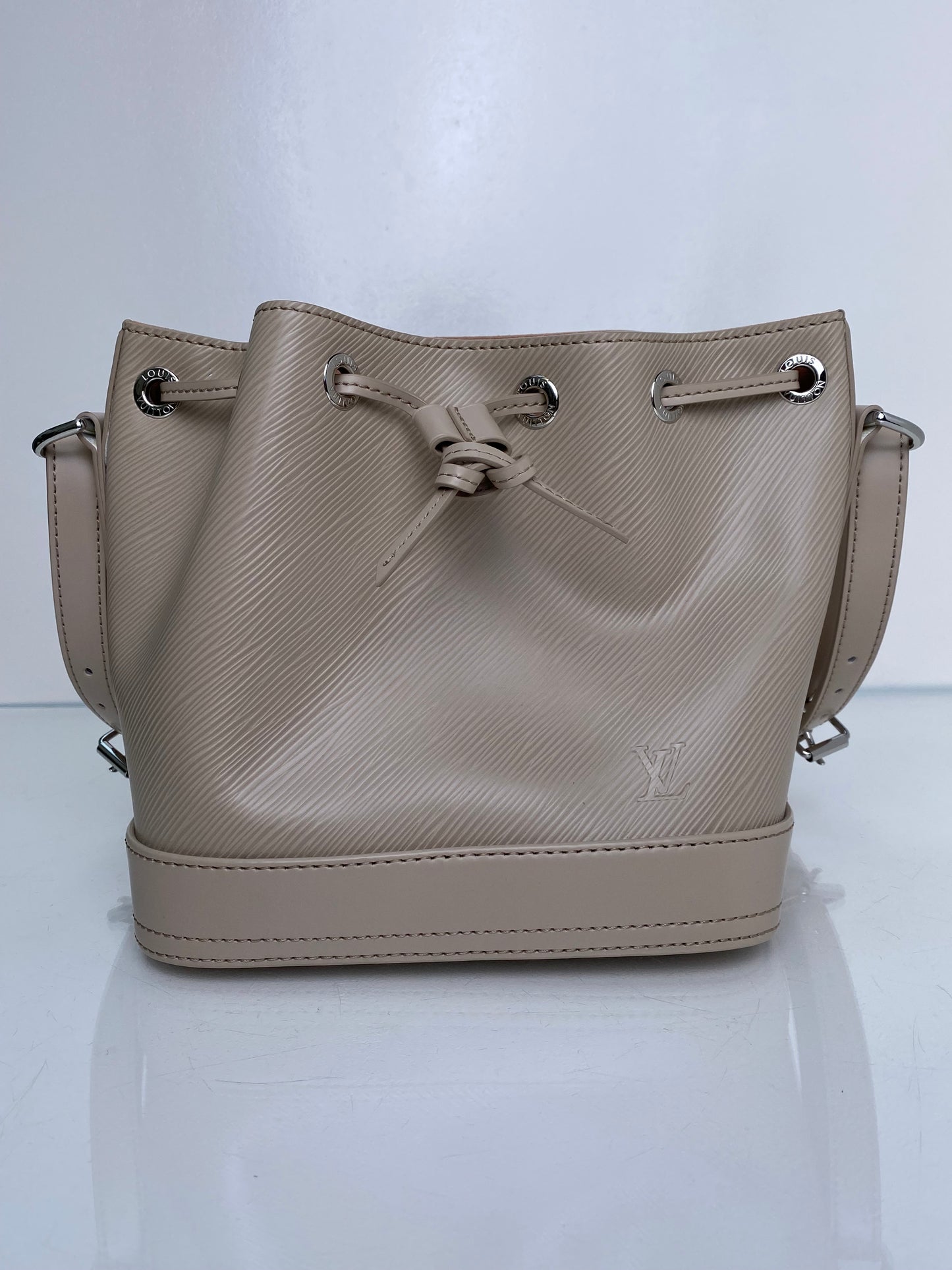 Louis Vuitton Noe BB Quartz Epi SHW
