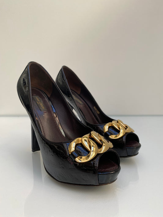 Louis Vuitton Black Vernis Monogram Heels, 37