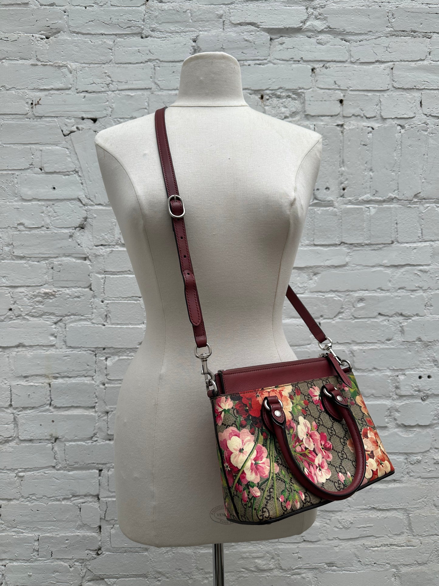 Gucci Blooms Mini Crossbody Tote Bag Pink GHW