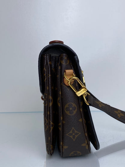 Louis Vuitton Monogram Pochette Metis Bag GHW