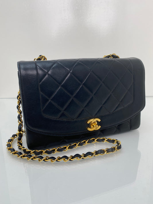 Chanel Diana Black Medium Lambskin 24KGHW