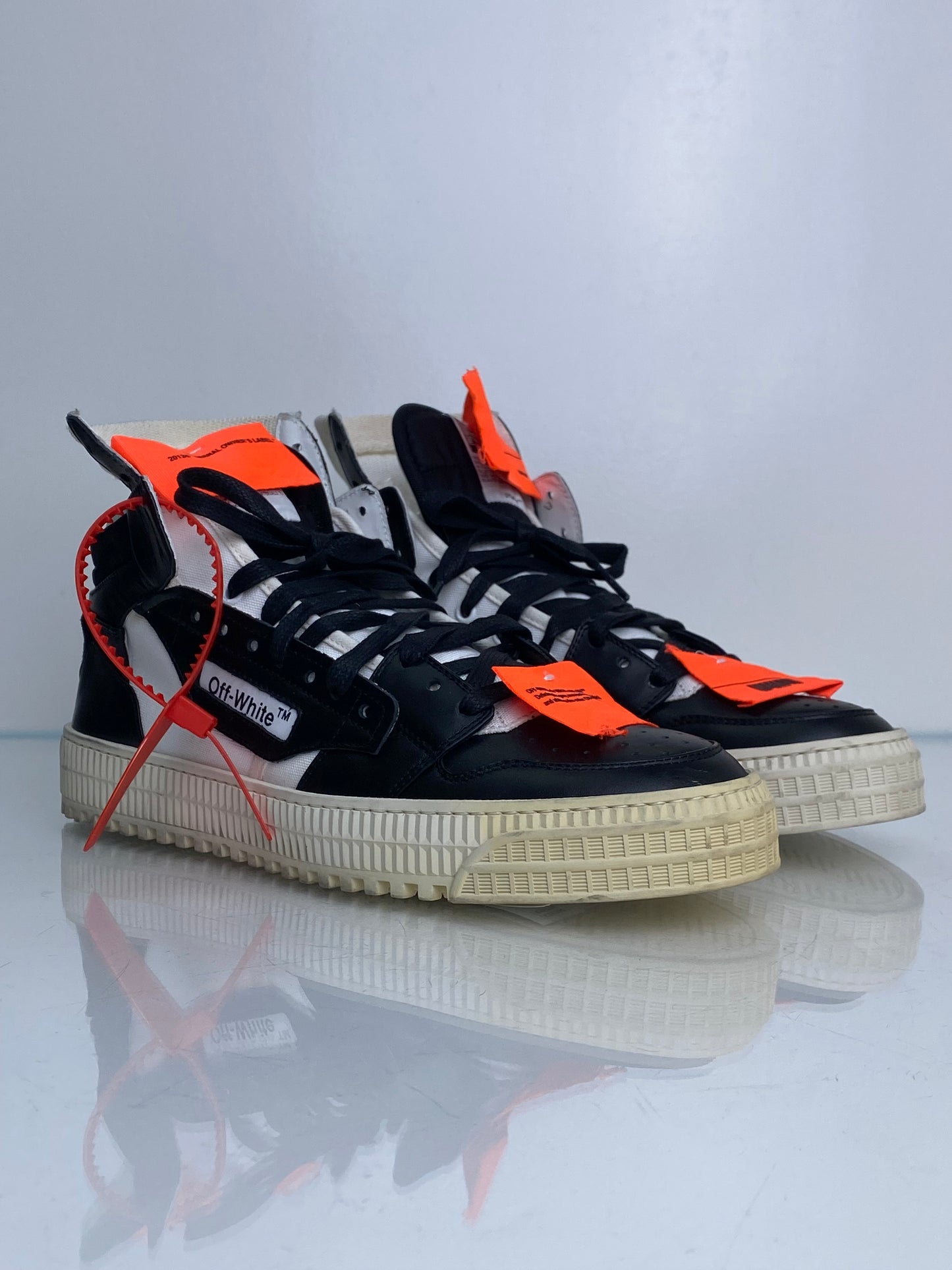 Off-White Men’s Black & White “Sample” Sneakers, 43