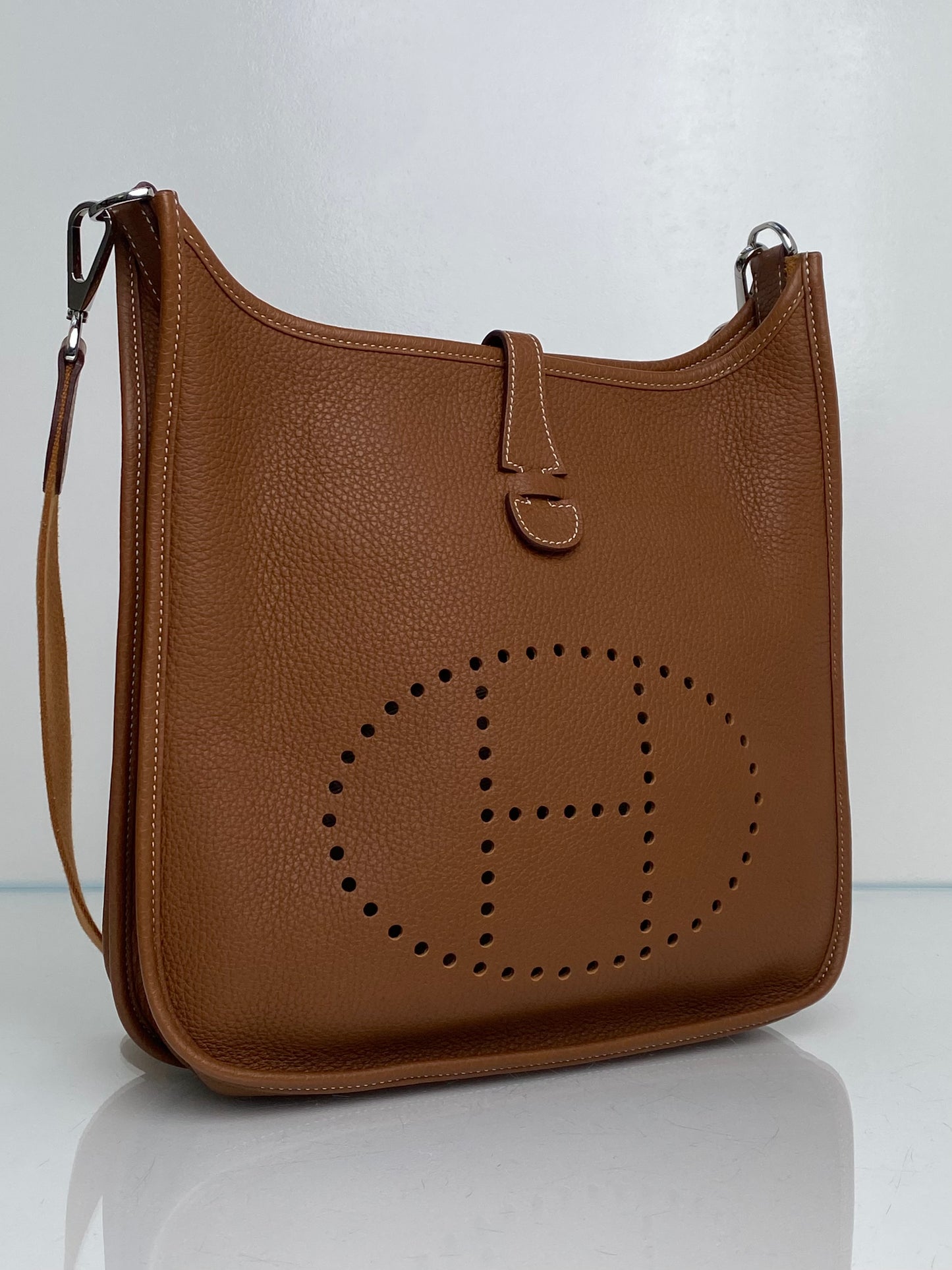 Hermes Evelyne 29 Gold Taurillon Clemence PHW