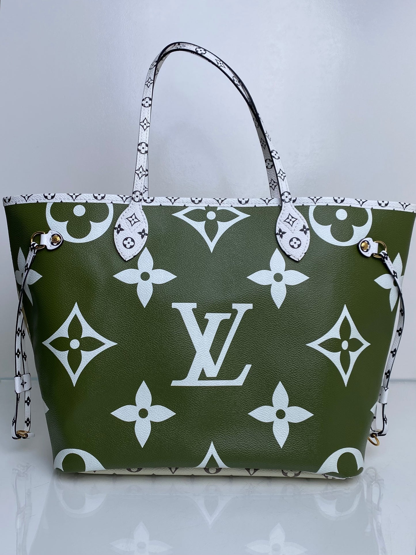 Louis Vuitton Green, Tan, & White Canvas Giant Monogram Neverfull MM
