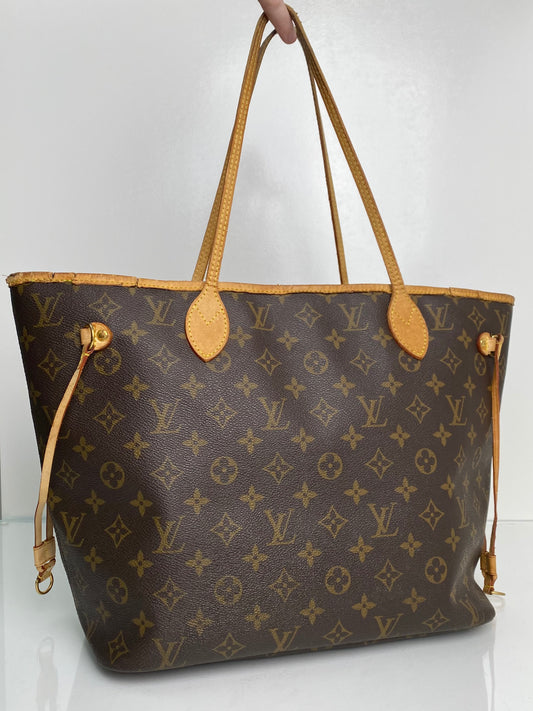 Louis Vuitton Monogram Canvas Neverfull MM