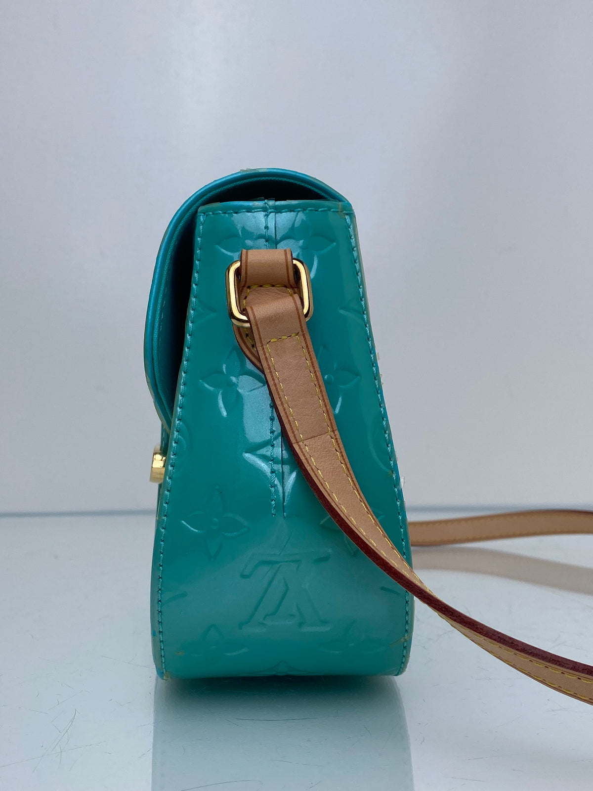 Louis Vuitton Bellflower PM Blue Vernis Crossbody