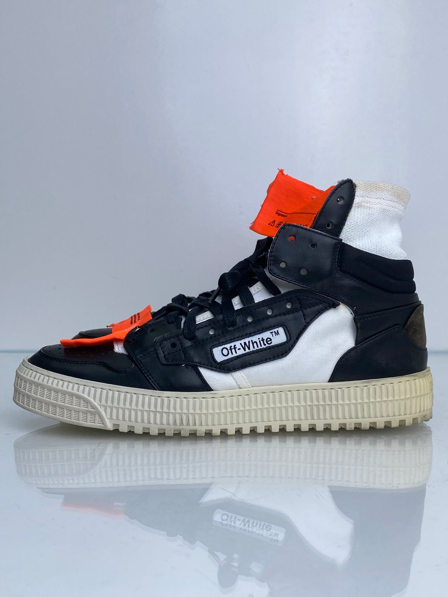 Off-White Men’s Black & White “Sample” Sneakers, 43