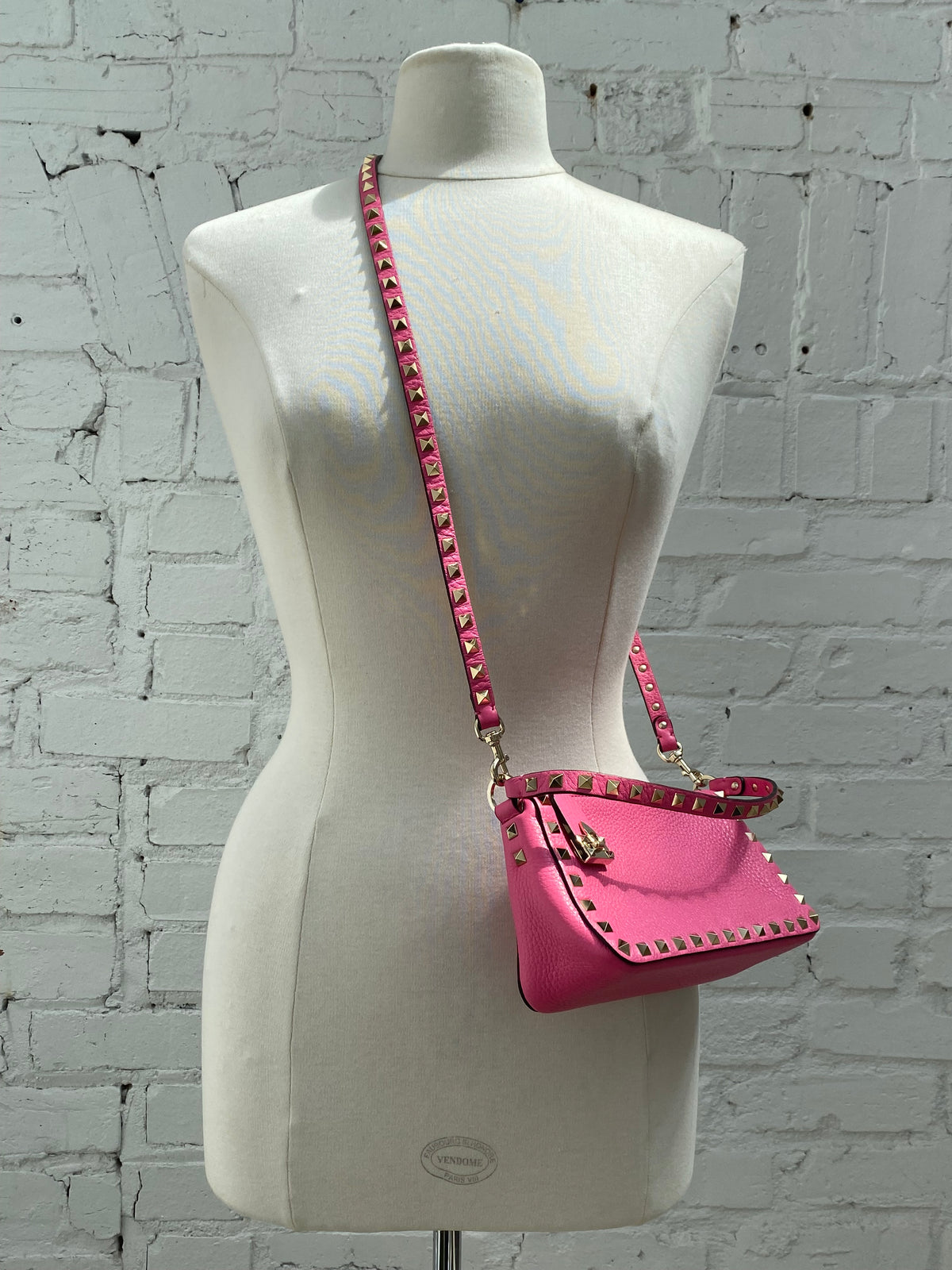 Valentino Pink Rockstud Grainy Calfskin Crossbody Bag GHW